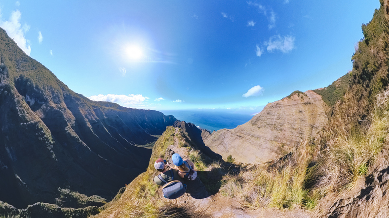 hiking in kauai